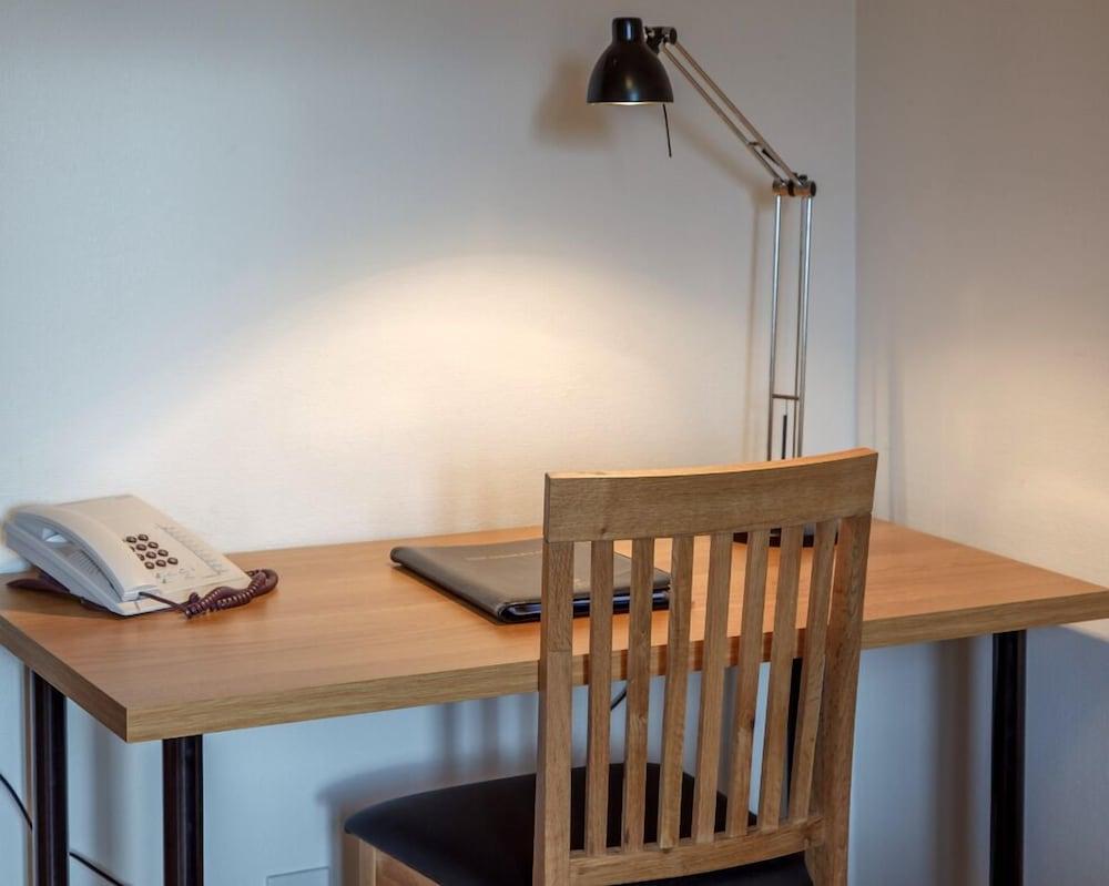 Best Western Hotel Park Astoria Enköping Eksteriør billede