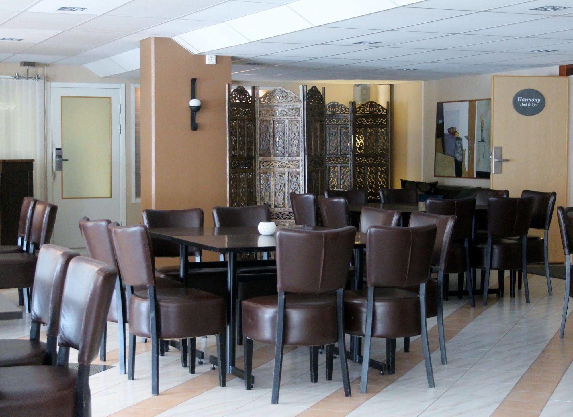 Best Western Hotel Park Astoria Enköping Eksteriør billede